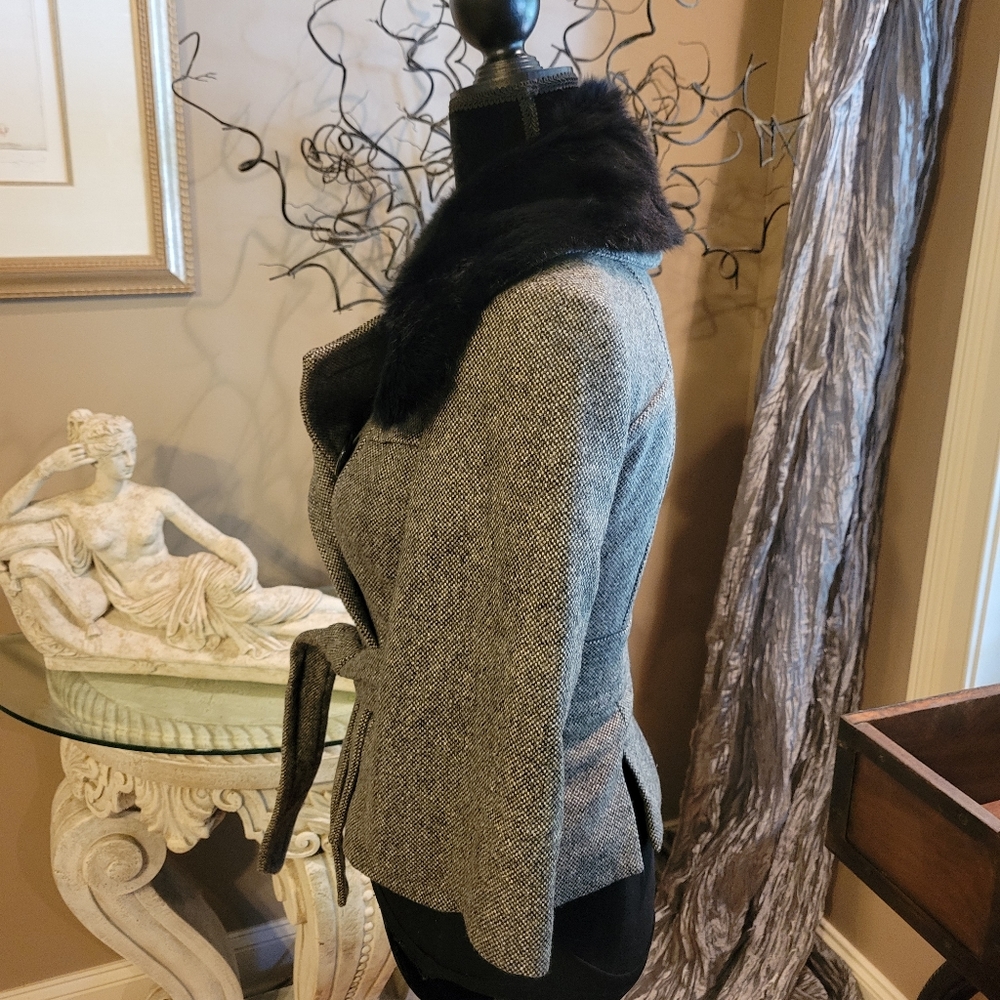 Bebe Wool Blend, Rabbit Fur Trim, Double Breasted Jacket Size XS. Designer H05 - Picture 3 of 14